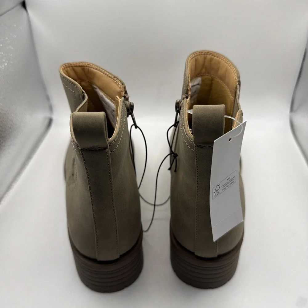Buffalo David Bitton‎ Anna Womens Size 9 Brown Chelsea Boot Memory Foam New.